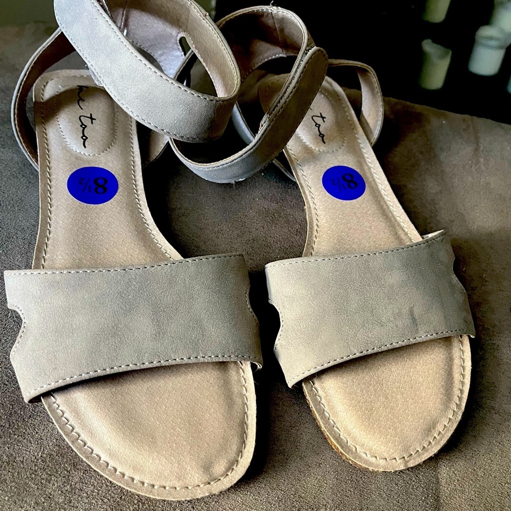 Beige Me too beige ankle strap sandals as 8.5